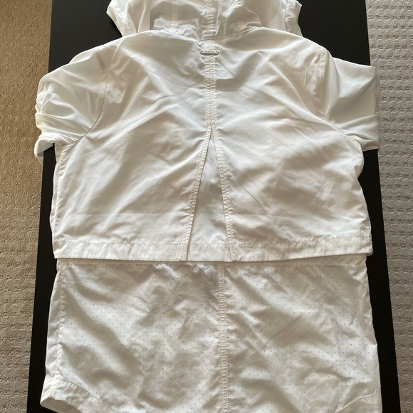 Athleta Aerate Rain Jacket - Picture 6 of 9
